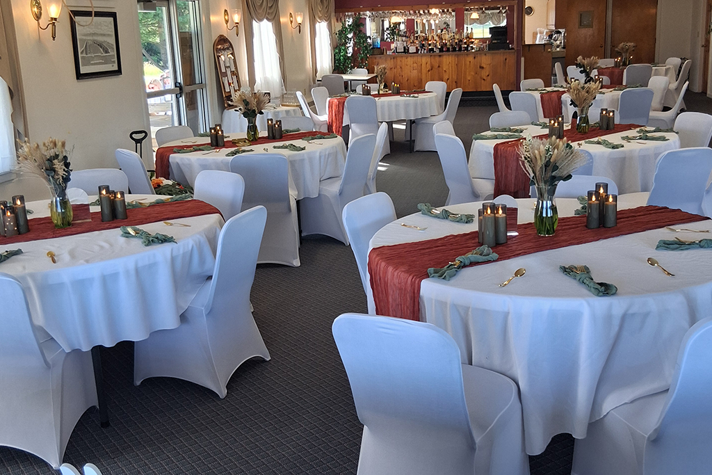 Banquet Table Settings